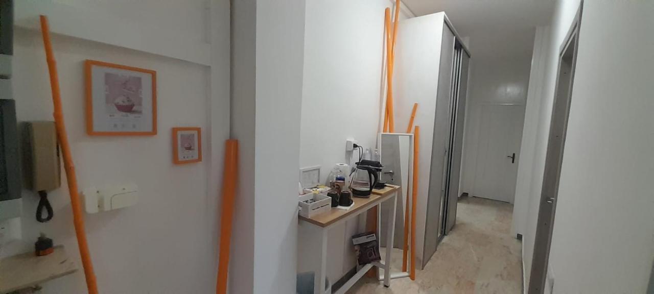 Hotel I Feel Orange Legnano Zewnętrze zdjęcie